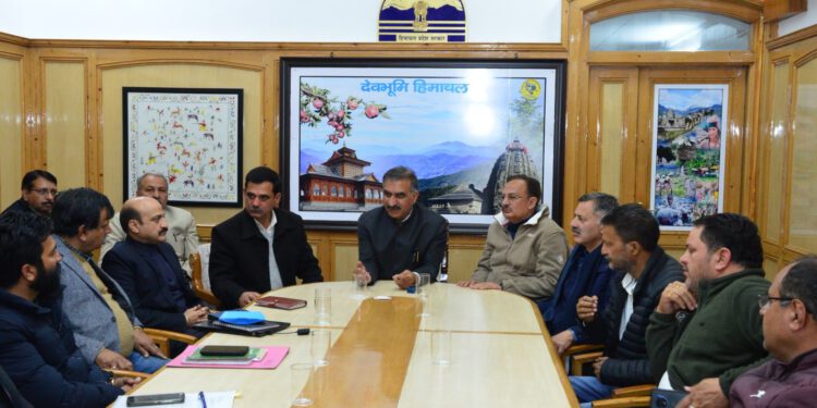 प्रदेश सरकार सीमेंट कंपनी-ट्रक ऑपरेटर के बीच गतिरोध शीघ्र समाप्त करने के लिए प्रतिबद्ध: मुख्यमंत्री