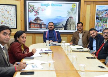 चिकित्सा खंड स्तर पर स्थापित होंगे आधुनिक सुविधायुक्त अस्पताल : मुख्यमंत्री