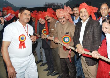 मुख्यमंत्री ने अंतरराष्ट्रीय शिवरात्रि महोत्सव का विधिवत शुभारंभ किया