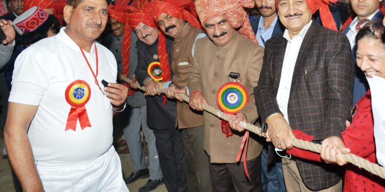 मुख्यमंत्री ने अंतरराष्ट्रीय शिवरात्रि महोत्सव का विधिवत शुभारंभ किया