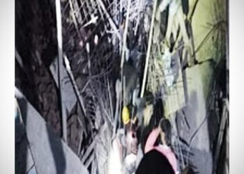 निर्माणाधीन शोरूम का लेंटर गिरा, एक कामगार पीजीआई चंडीगढ़ रेफर