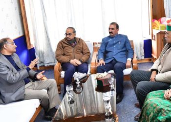 मुख्यमंत्री ने विद्युत परियोजनाओं में प्रदेश की भागीदारी 40 प्रतिशत तक बढ़ाने का किया आग्रह