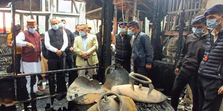 आईजीएमसी में आग लगने पर हो जांच : जयराम