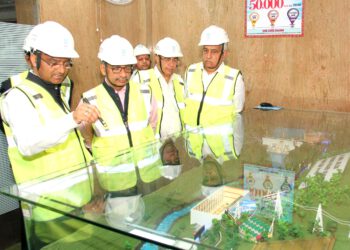 केंद्रीय विद्युत सचिव आलोक कुमार ने एसजेवीएन के फ्लैगशिप 1500 मेगावाट एनजेएचपीएस का दौरा किया