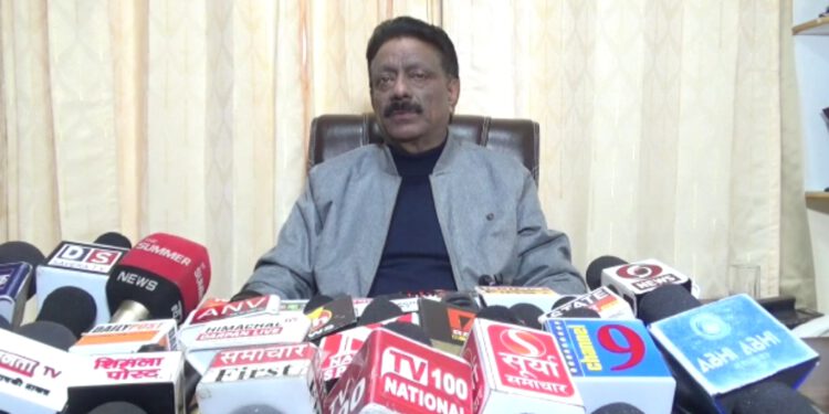 सेब पर आयात शुल्क शत-प्रतिशत करे केंद्र : राठौर