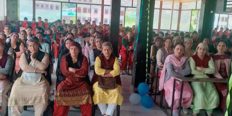 हिमालयन पब्लिक स्कूल रोहड़ू में जल सम्बन्धी जागरूकता शिविर आयोजित…..