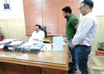 उद्योग मंत्री हर्षवर्धन चौहान से मिले करुणामूलक संघ के पदाधिकारी