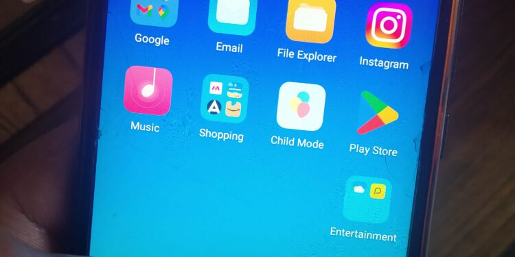 हिमाचल में साइबर अपराध पर प्रहार, 3491 मोबाइल कनेक्शन काटे