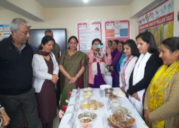 मासिक धर्म एवं स्वच्छता पर लोरेटो शिक्षण संस्थान भराडी में जागरूकता शिविर का किया आयोजन