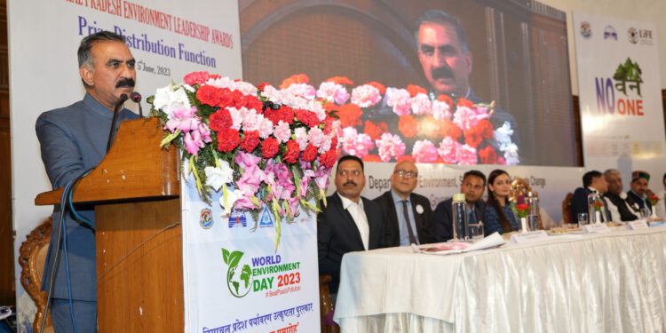 राज्य सरकार प्लास्टिक का विकल्प तलाशने के लिए नीति तैयार करेगी: मुख्यमंत्री