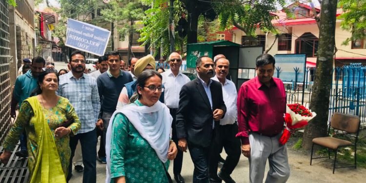 ग्रीन न्यू शिमला सोसायटी ने चलाया सफाई अभियान