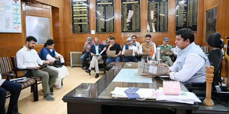 शिमला जिला में 19 से 25 जून तक भांग एवं अफीम के पौधों को नष्ट करने के लिए चलाया जाएगा व्यापक अभियान