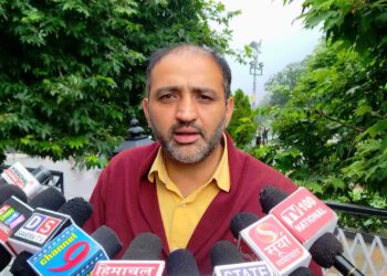 कौल सिंह को ले लेना चाहिए राजनीतिक सन्यास : नंदा