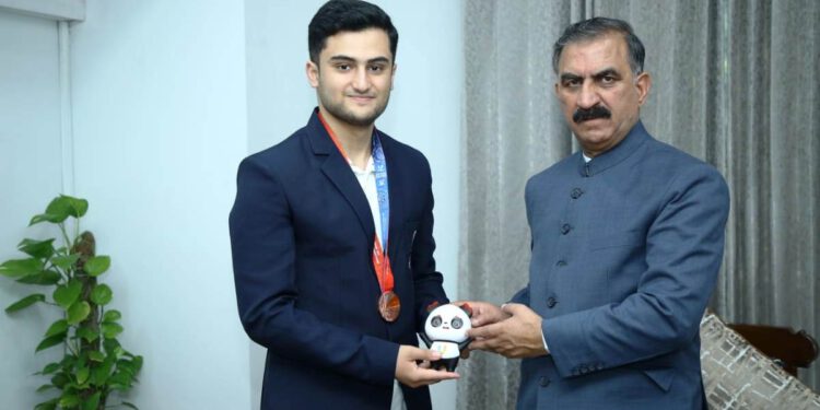 मुख्यमंत्री ने सूर्य प्रताप सिंह बांश्टू को कांस्य पदक जीतने पर बधाई दी