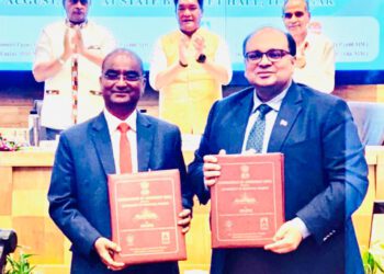 एसजेवीएन ने अरुणाचल प्रदेश में पांच जलविद्युत परियोजनाओं के निष्पािदनार्थ एक ऐतिहासिक एमओए हस्ताक्षरित किया