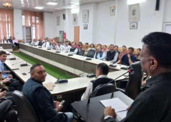 संजौली कॉलेज में पूर्व छात्र संघ की बैठक, विधायक कुलदीप राठौर पहुंचे