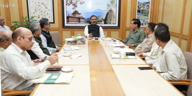 मुख्यमंत्री ने प्रदेश में ऑटोमेटिक वेदर स्टेशन की संख्या बढ़ाने के दिए निर्देश