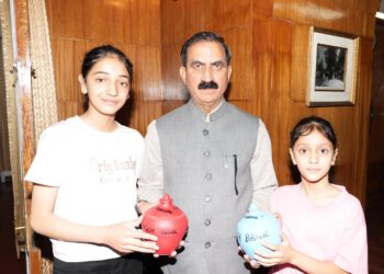 लोरेटो कॉन्वेंट तारा हॉल स्कूल की नन्हीं छात्राओं ने आपदा राहत कोष में किया अंशदान