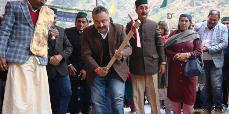 रॉयल जुब्बलियन प्रो-कबड्डी लीग में जुब्बल टीम ने मारी बाजी