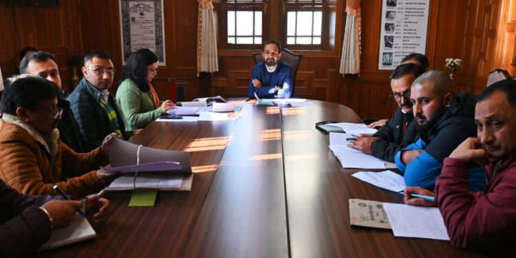 वन संरक्षण अधिनियम की समीक्षा बैठक आयोजित