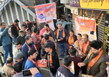 भाजयुमो ने प्रदेश भर में लगाए नमो टी स्टॉल