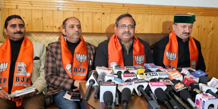 कांग्रेस राज में वेतन ठप, विकास ठप, जनकल्याण ठप, यह सरकार ही ठप : रणधीर