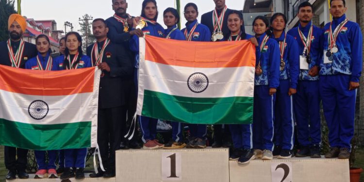 एशियन रिवर राफ्टिंग चैंपियनशिप में मिश्रित वर्ग में भारत की टीम ने जीत पहला स्थान