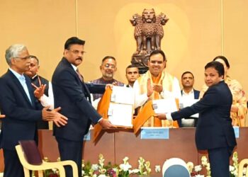 एसजेवीएन ने आरयूवीआईटीएल के साथ 500 मेगावाट सौर ऊर्जा के लिए पीयूए और 100 मेगावाट सौर ऊर्जा के लिए पीपीए पर हस्ताक्षर किए