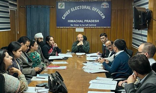 मतदाता सूची में नाम की जांच करने के लिए डाउनलोड करें वोटर हेल्पलाईन ऐप