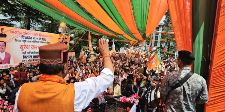 कांग्रेस रंग भेद, नसल भेद, जाति भेद, धर्म भेद करके एक बार फिर देश को विभाजन के कगार पर ले जा रही है : बिंदल