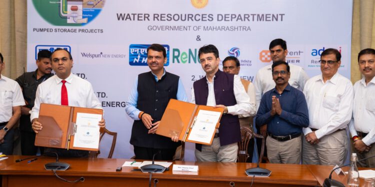 टीएचडीसी और महाराष्ट्र सरकार के बीच 6,790 मेगावाट पंप स्टोरेज परियोजनाओं के विकास के लिए ₹33,600 करोड़ के समझौता ज्ञापन हस्ताक्षरित