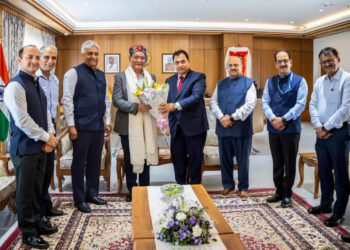 सुशील शर्मा, अध्यक्ष एवं प्रबंध निदेशक, एसजेवीएन ने अरुणाचल प्रदेश के  मुख्यमंत्री से भेंट की