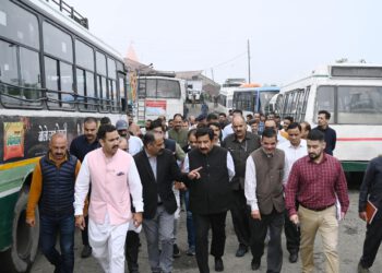 उप मुख्यमंत्री ने किया ढली बस अड्डे का निरीक्षण, जल्द होगा लोकार्पण