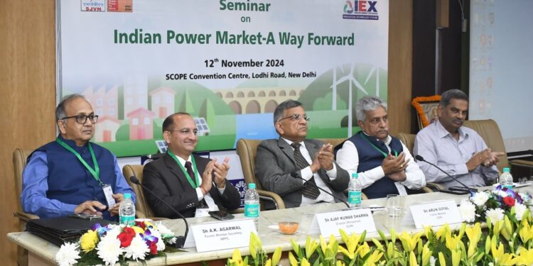 एसजेवीएन ने ‘भारतीय विद्युत मार्किट – आगामी राह’ विषय पर सेमिनार आयोजित किया