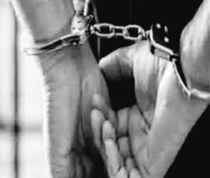 नशे की खेप भेजने का नया तरीका, कूरियर से चरस भिजवाने पर एक काबू