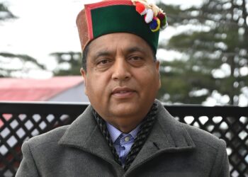 इंजेक्शन को लेकर झूठ बोलने वाले अधिकारियों पर कार्रवाई करें मुख्यमंत्री : जयराम ठाकुर