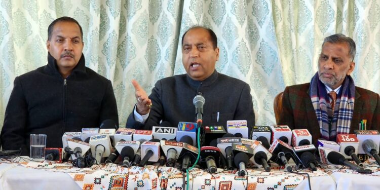 जयराम ठाकुर का सरकार पर बड़ा आरोप, बोले कांग्रेस के उन विधायकों के लिए प्राथमिकता तय हो रही है जो मुख्यमंत्री के करीब है