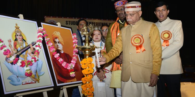 देश की विविधता को एक सूत्र में पिरोने का प्रयास है सेलः राज्यपाल