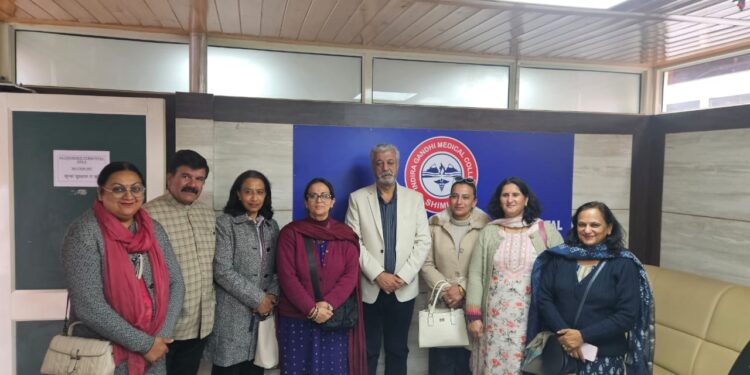 रोटरी क्लब शिमला हिल क्वींस ने IGMC को सौंपी मोर्चरी मशीन