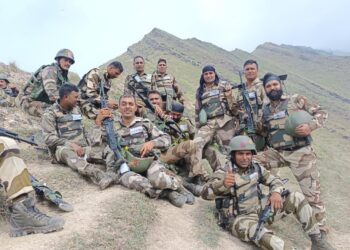 सीआईएसएफ हो रहा है “बैटल रेडी” : भारतीय सेना के साथ गहन प्रशिक्षण शुरू