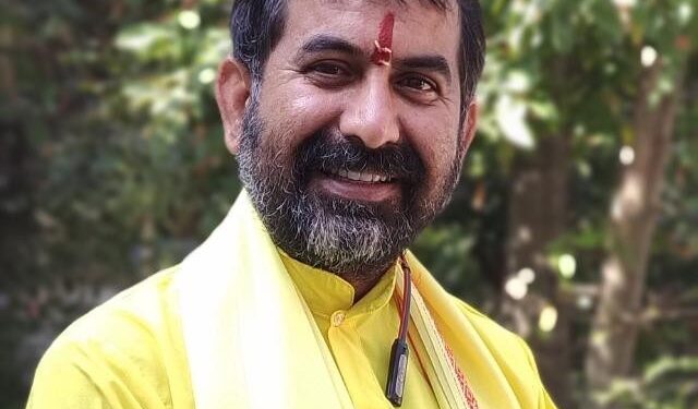 श्रीकृष्ण जन्माष्टमी के व्रत और पूजन के शुभ मुहूर्त के बारे में पंडित डोगरा से जाने…..