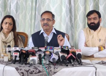 कभी कांग्रेस का नारा था- “गली-गली कांग्रेस”, पर आज वही पार्टी “गाली वाली कांग्रेस” बन गई है : रणधीर