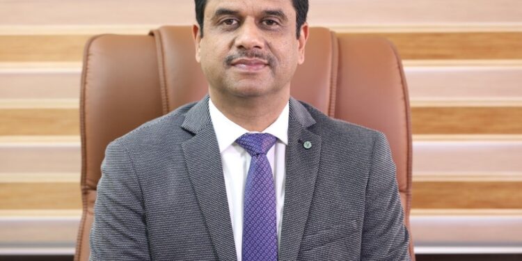 भूपेंद्र गुप्ता, अध्यक्ष एवं प्रबंध निदेशक, एसजेवीएन ने एनएचपीसी के अध्यक्ष एवं प्रबंध निदेशक का पदभार संभाला