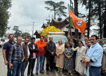 कुसुम्पटी मंडल ने चम्बा क्षेत्र के लिए राहत सामग्री की रवाना