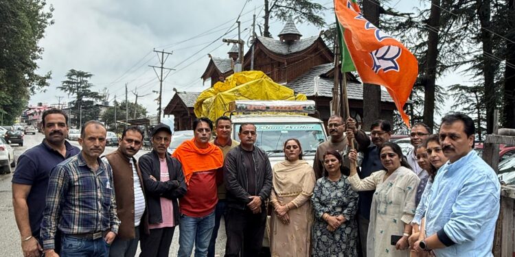 कुसुम्पटी मंडल ने चम्बा क्षेत्र के लिए राहत सामग्री की रवाना