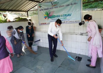 नाथपा झाखड़ी हाइड्रो पॉवर स्टेशन द्वारा स्वच्छता ही सेवा अभियान के अंतर्गत “रेहड़ी मार्केट झाकड़ी के समीप बावड़ी के पास सफाई अभियान का आयोजन