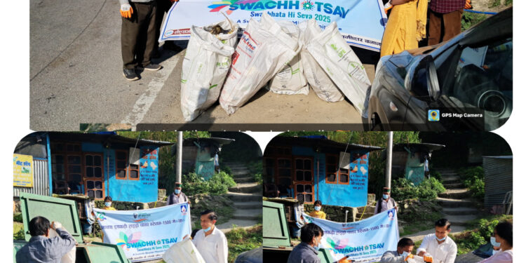 नाथपा झाकड़ी हाइड्रो पॉवर स्टेशन द्वारा स्वच्छता ही सेवा पखवाड़ा-2025 के तहत गाँव झाकड़ी के CTU-1 में सफाई अभियान