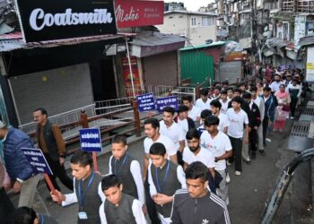 शिमला में गांधी जयंती पर प्रभात फेरी का आयोजन