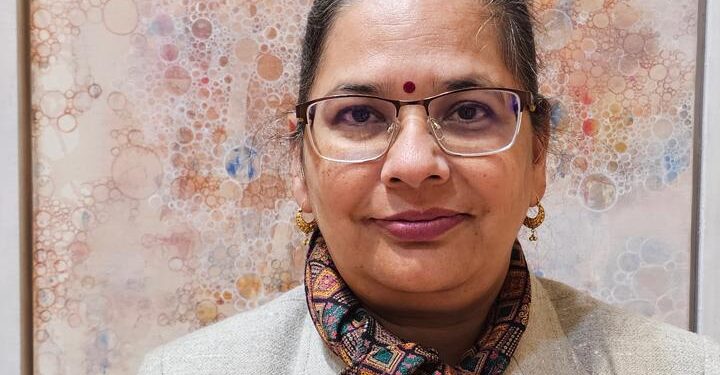 महासू आर्ट सोसाइटी शिमला द्वारा रूबी भटनागर की सोलो प्रदर्शनी