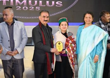 मुख्यमंत्री ने की चिकित्सकों के लिए इन्सेंटिव पॉलिसी लाने की घोषणा